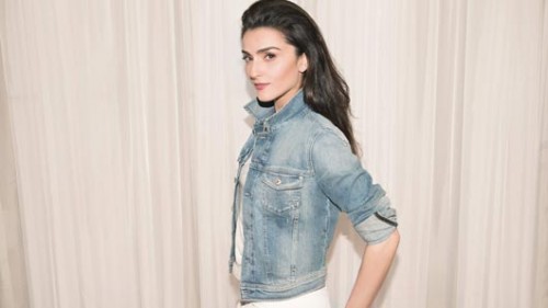 סופגת השראה מהאנשים ומהרחוב. ליאת אשורי (צילום: יניב אדרי)