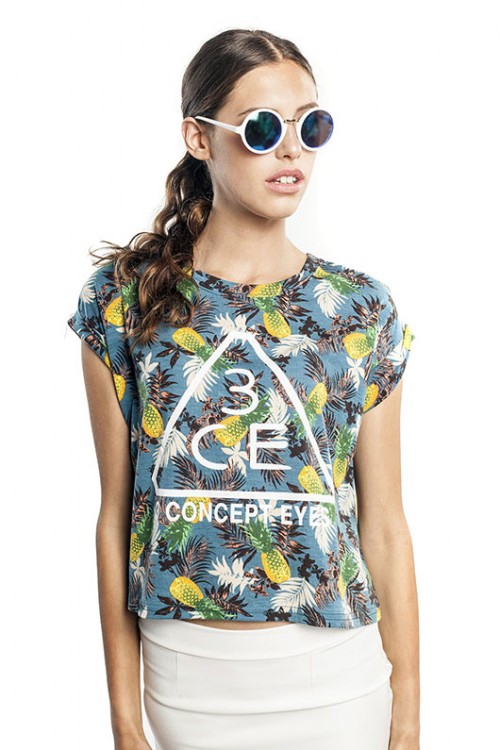 טי שירט אננס. צילום: זיו שדה טי שירט אננס. צילום: זיו שדה