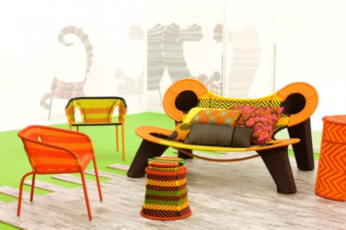 "רהיטים" רהיטים בטכנולוגיות מסורתיות. Bibi Seck "רהיטים" רהיטים בטכנולוגיות מסורתיות. Bibi Seck