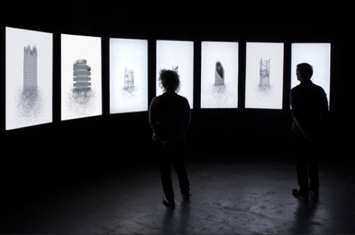 Aziz + Cucher"Time of the Empress", משנת 2014, מיצב וידיאו אנימציה בשבעה ערוצים,מראה הצבה ב־The Screening Room, מיאמי. אוצרת: תמי כץ־פרימן Aziz + Cucher"Time of the Empress", משנת 2014, מיצב וידיאו אנימציה בשבעה ערוצים,מראה הצבה ב־The Screening Room, מיאמי. אוצרת: תמי כץ־פרימן