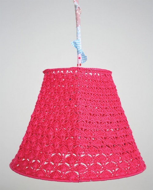 כניסה - ראשית עין תחת עין