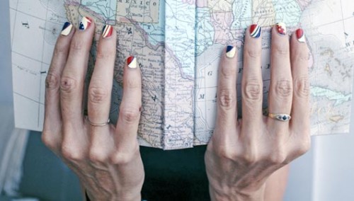 מדבקות ציפורניים, פאניילז