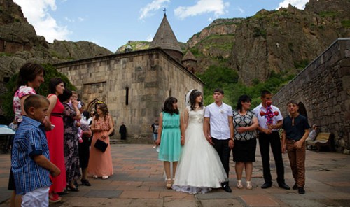 חתונה במנזר העתיק גרארד. צילום: עודד וגנשטיין