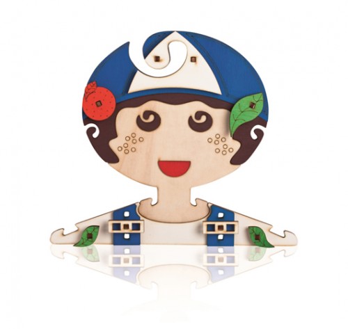 "ילדי העולם", סדרת מתלים המשלבים משחק, מיוצרים על ידי נוער בסיכון. | צילום: דימה טימופייב