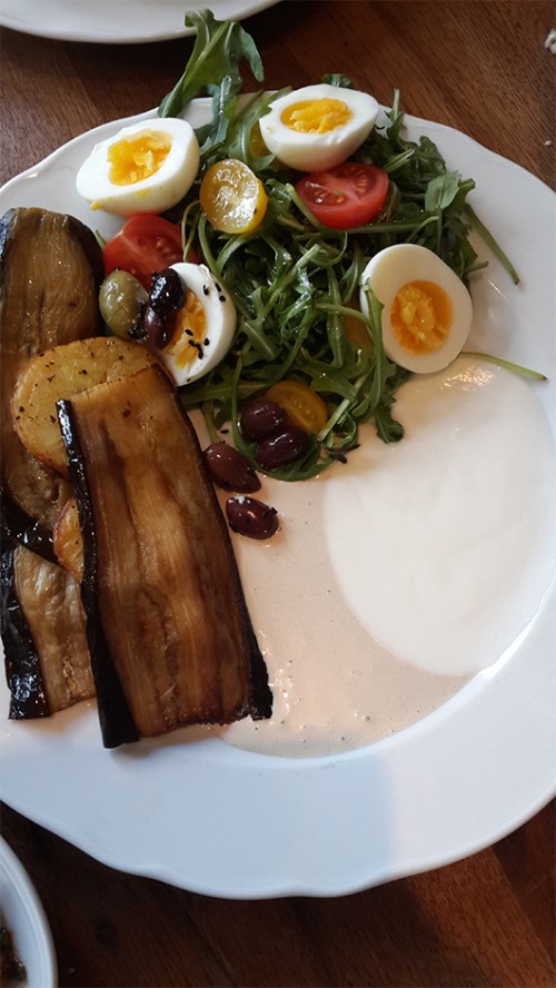 סבח אל נור - ארוחת בוקר אסלית | צילום: אתי קצב