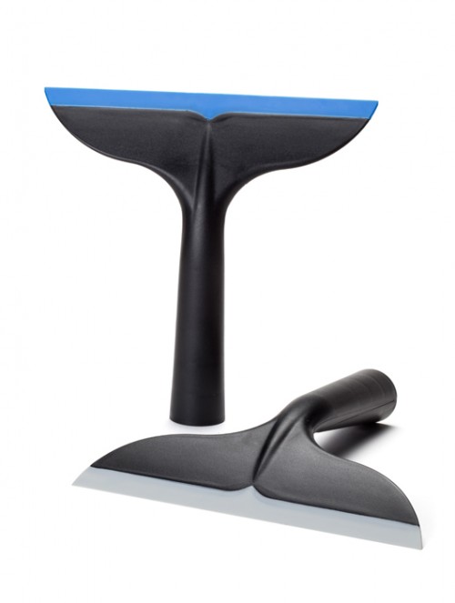 Splash מגב בצורת זנב לווייתן | צילום: דן לב