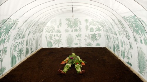 בן הגרי, "Fresh", עובר חוויות בין חי לצומח למת | צילום באדיבות גלריה רוזנפלד, תל אביב