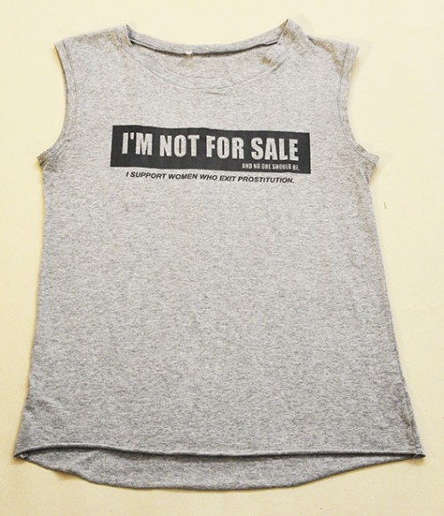 TEE MARKET בשיתוף פעולה מיוחד עם עמותת "הופכות את היוצרות" | צילום: יח"צ TEE MARKET בשיתוף פעולה מיוחד עם עמותת "הופכות את היוצרות" | צילום: יח"צ