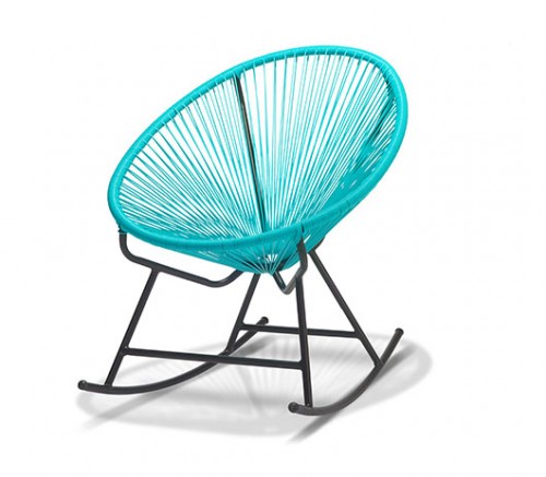 כיסא נדנדה של איי. די. דיזיין | צילום: ישראל כהן