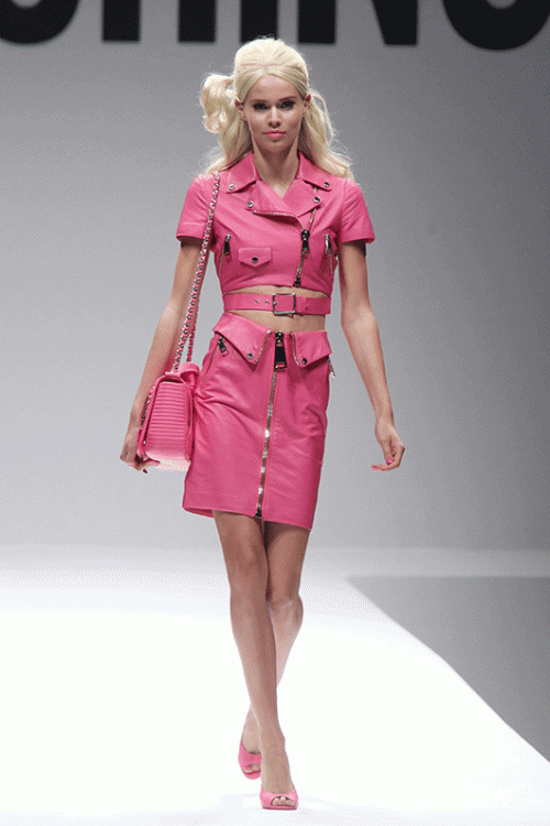 תצוגת מוסקינו קיץ 2015 | צילום: GettyImages