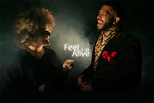 "Feel Alive", הסינגל של קרולינה שהוקלט בלוס אנג'לס "Feel Alive", הסינגל של קרולינה שהוקלט בלוס אנג'לס