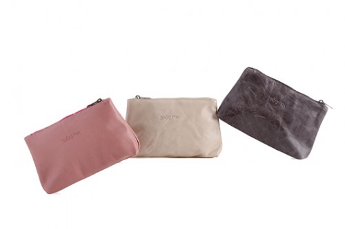 תיק 90 ש"ח | צילום: יעל ונעמי צלמות