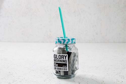 מארז קייצי של גופייה או תחתונים בתוך כוס | צילום: יח"צ