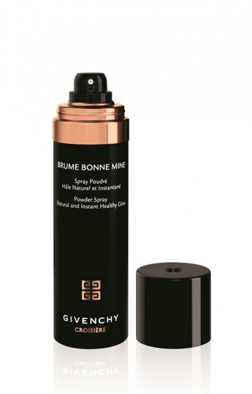 פודרה ברונזר בספריי של ג'יבנשי | צילום: יח"צ 