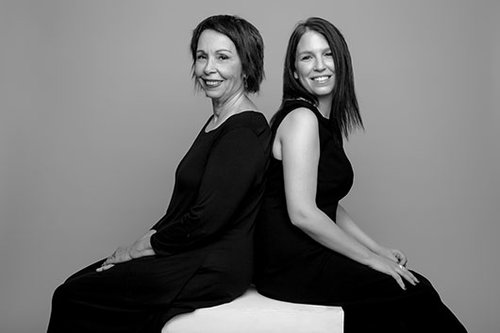 עדנה שמלה אלמביקה, אלישבע שמלה זארה, טבעות פנדורה | צילום: רון קדמי