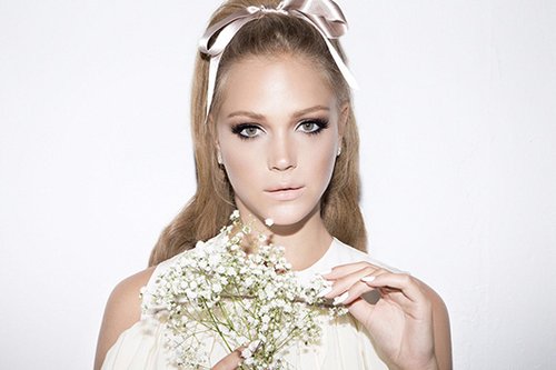 יניב זאדה: מראה שיער בהשראת שנות ה-50 | צילום: יניב אדרי