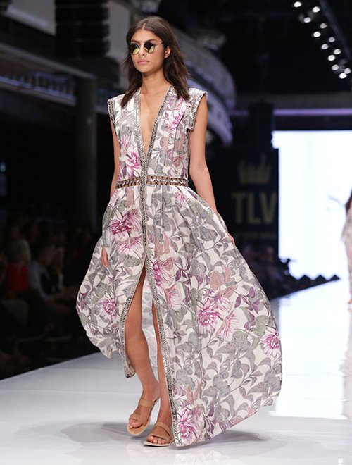 סבינה, שבוע האופנה גינדי תל אביב 2015 | צילום: שיר חסין