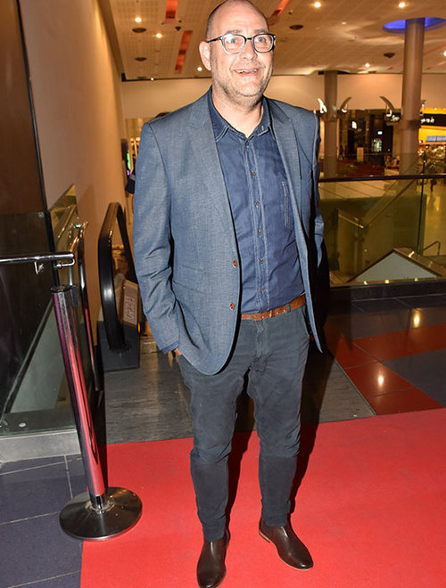 צביקה הדר מטייל בחו"ל | צילום: אביב חופי