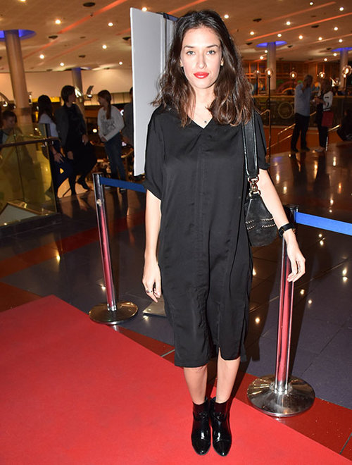 מצליחים לראות בטן? אנה בול | צילום: אביב חופי