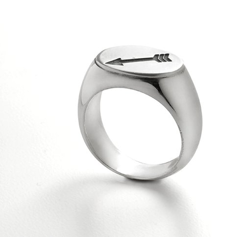 טבעת חותם, להשיג בתכשיטי רביד | צילום: יח"צ