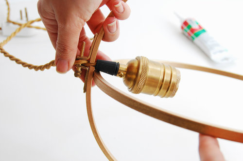 עשה זאת בעצמך, גוף תאורה. הכנה וצילום: דילה באירמוב