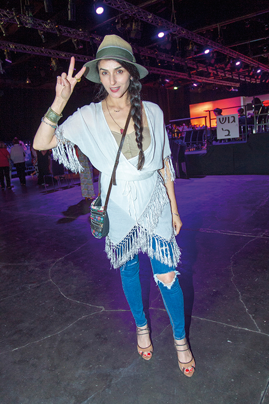 ליאת אשורי מגיעה לתצוגת האופנה של שנקר | צילום: רפי דלויה