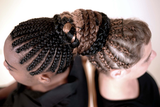 "תסרוקות" | צילום: יקי אילון