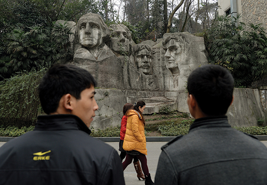 העתק קטן של הר ראשמור בפארק שפינגבה | צילום: אימג' בנק