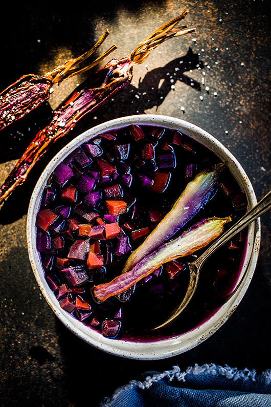 מרק גזרים צבעוניים | צילום: זוהר רון | סטיילינג: נעה קנריק