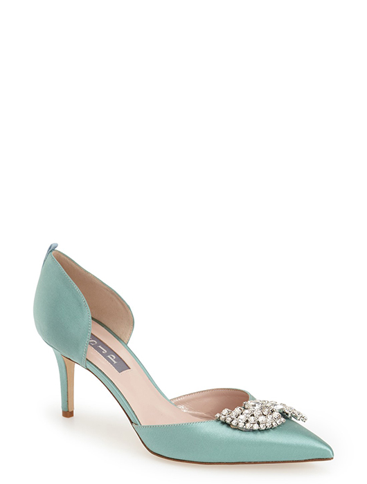 נעליים שרה ג'סיקה פארקר ל- shop.nordstrom.com במחיר 2,277 ש"ח | צילום: יח"צ