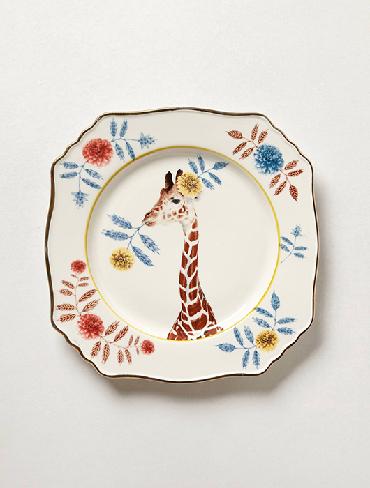 צלחת לקינוח, 18 דולר, להשיג ב־anthropologie | צילום: יח"צ