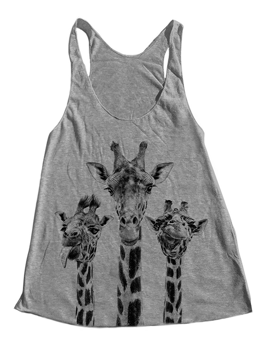 גופייה של המותג Couth Clothing ב-71 שקלים. להשיג ב־etsy | צילום: יח"צ