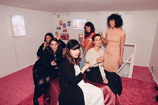 צוות ארטימיסיה - גלריה לאמנות נשית בלבד | צילום: אורית פניני