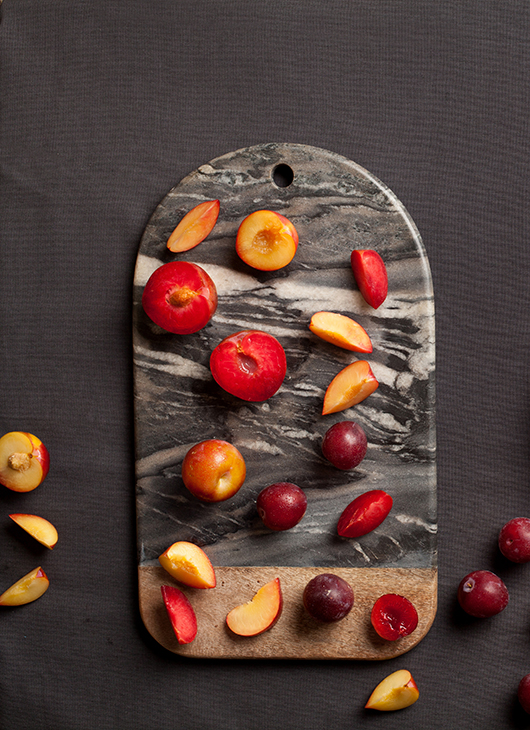 למעלה: שזיף אבטיח | למטה: שזיף סנטה רוזה | צילום: בועז לביא