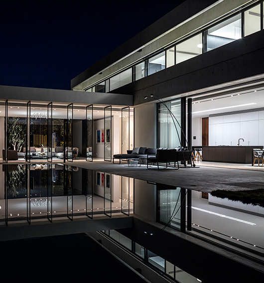 מבט לילי | צילום: עמית גרון