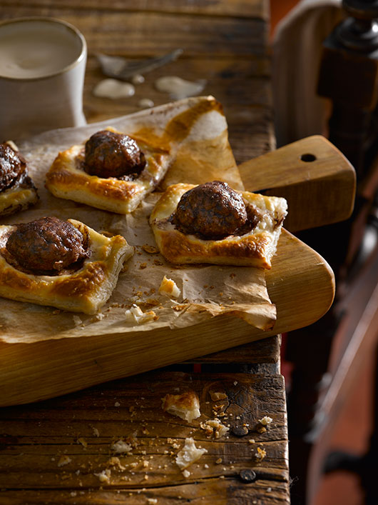 ספיחה בשר | צילום: רונן מנגן, סטיילינג אינה גוטמן