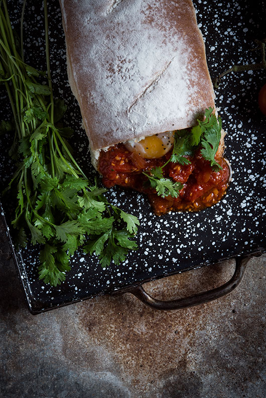 כריך שקשוקה | צילום: בן יוסטר