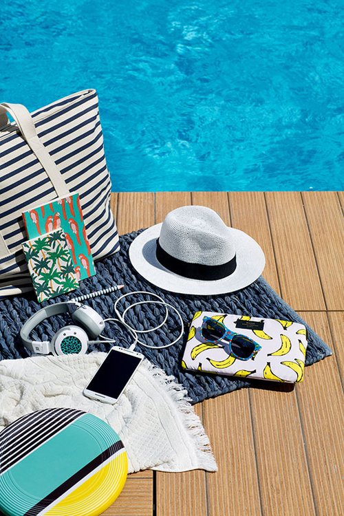 הפקה וסטיילינג: שירן חדי וזוהר וינר | צילום: בועז לביא | צולם במלון דן פנורמה, קויפמן 10 תל אביב