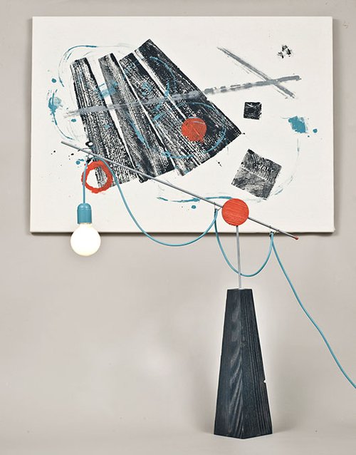 גוף תאורה שנוצר עבור עבודת הקנבס | צילום: רן ארדה