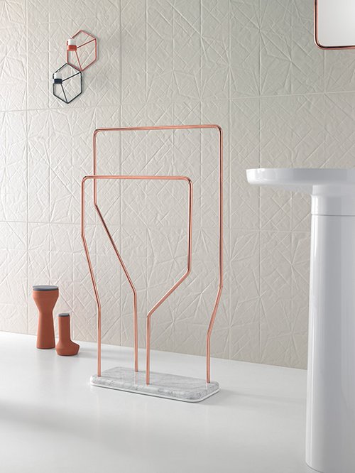 מתלה למגבות אמבטיה | אריק לוי