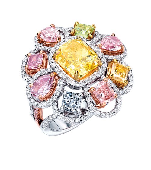 מתוך קולקציית התכשיטים החדשה של רוני נמדר | צילום: ג'יימס מון