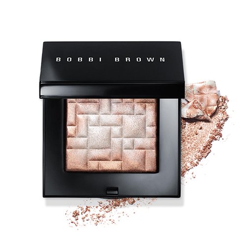 פודרה Highlighting של בובי בראון | צילום: יח"צ