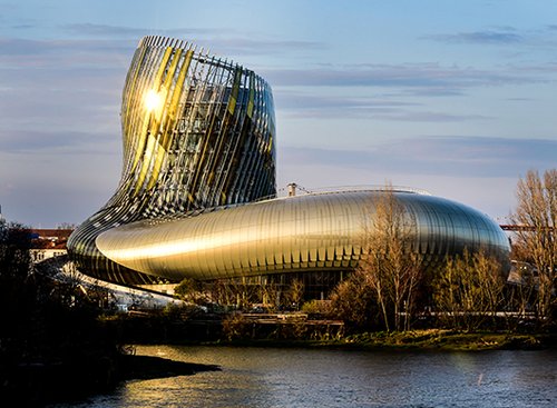 Cité du Vin: תמצית נשמת היין בין העיר לנהר | צילום: Anaka/ La Cité du Vin/ XTU Architects Cité du Vin: תמצית נשמת היין בין העיר לנהר | צילום: Anaka/ La Cité du Vin/ XTU Architects