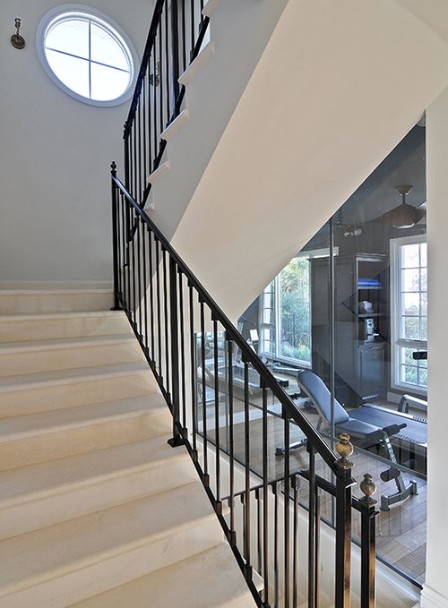 מדרגות לגן עדן | צילום: שי אדם