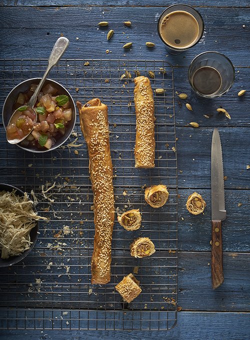 בורקס חלווה ופיצוחים עם ריבת חבושים | צילום: אנטולי מיכאלו
