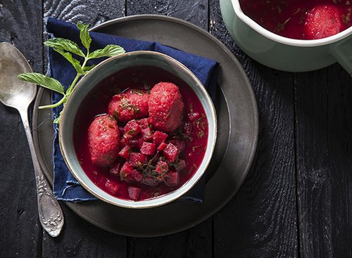 מרק קובה סלק | צילום: אפיק גבאי