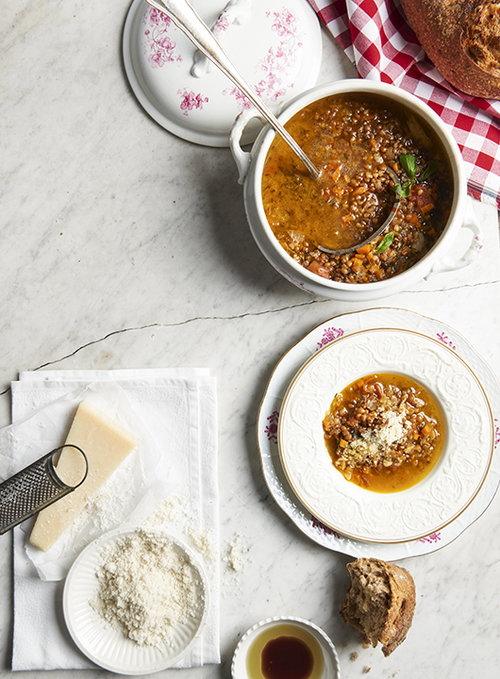 מרק חיטה טוסקני | צילום: בן יוסטר