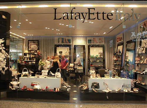 ווינדו שופינג בלאפייט | צילום: שי יחזקאל