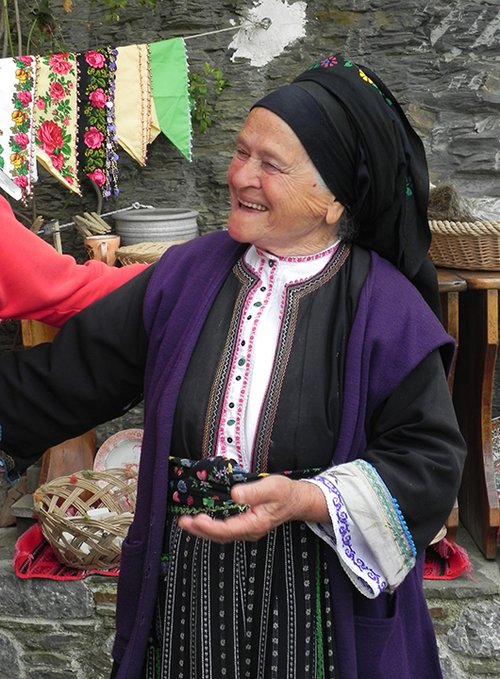 אישה מהכפר אולימבוס