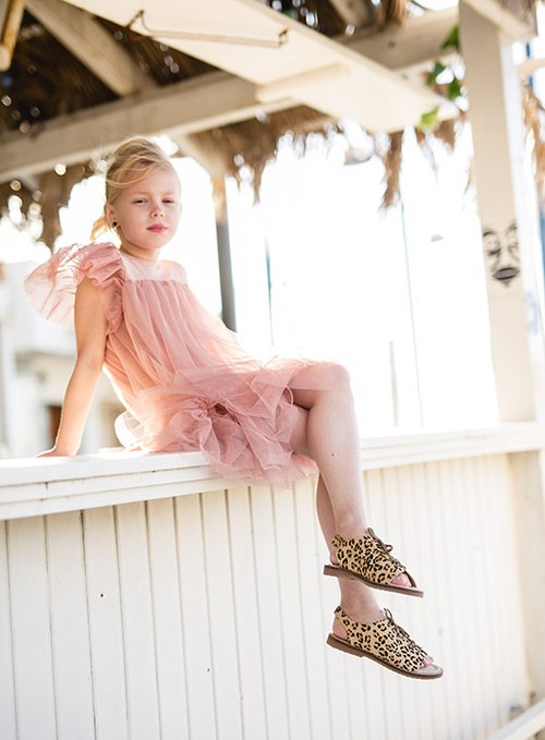 מתוך קולקציית הקיץ 2017 של פלמינגו | צילום: אורי טאוב